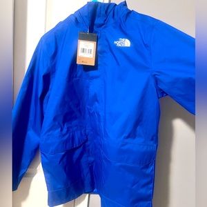 Youth outer shell/rain coat for tri climate